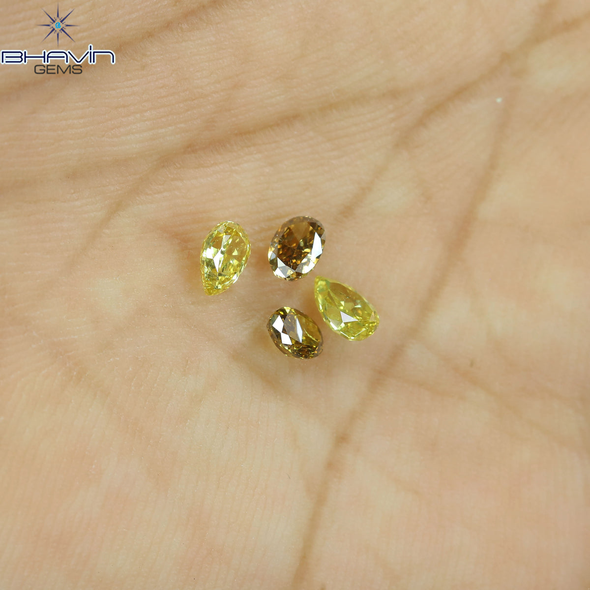 0.85 CT/4 Pcs Natural Mix Diamond Mix Fancy Color Clarity SI (4.62 MM)
