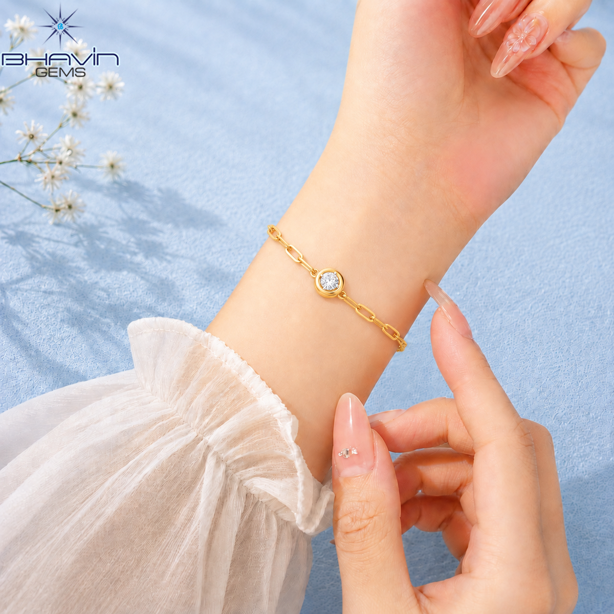 Round Diamond Bezel Paperclip Chain Bracelet