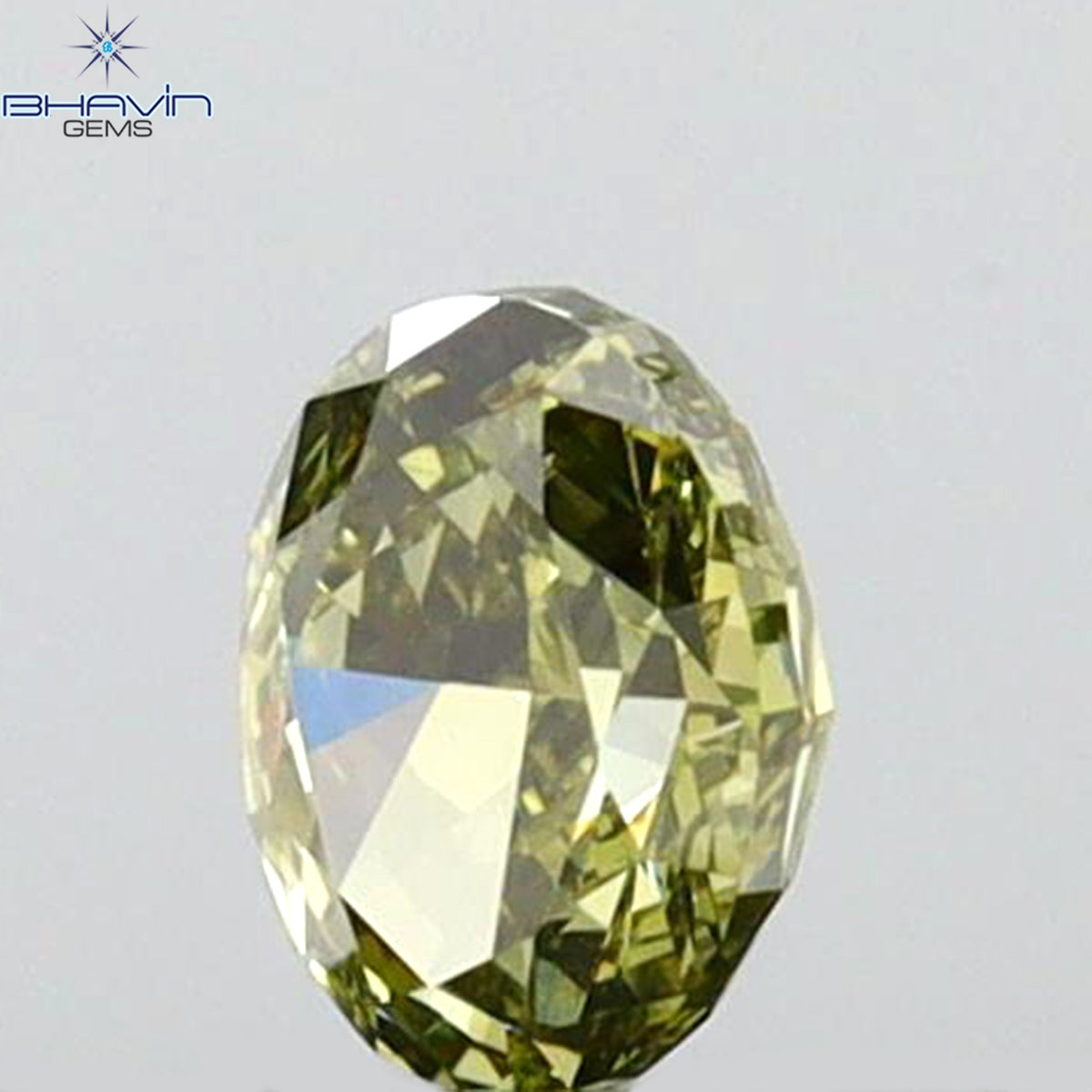 0.18 CT オーバルシェイプ 天然ダイヤモンド グリーン (カメレオン) カラー VS2 クラリティ (3.88 MM)