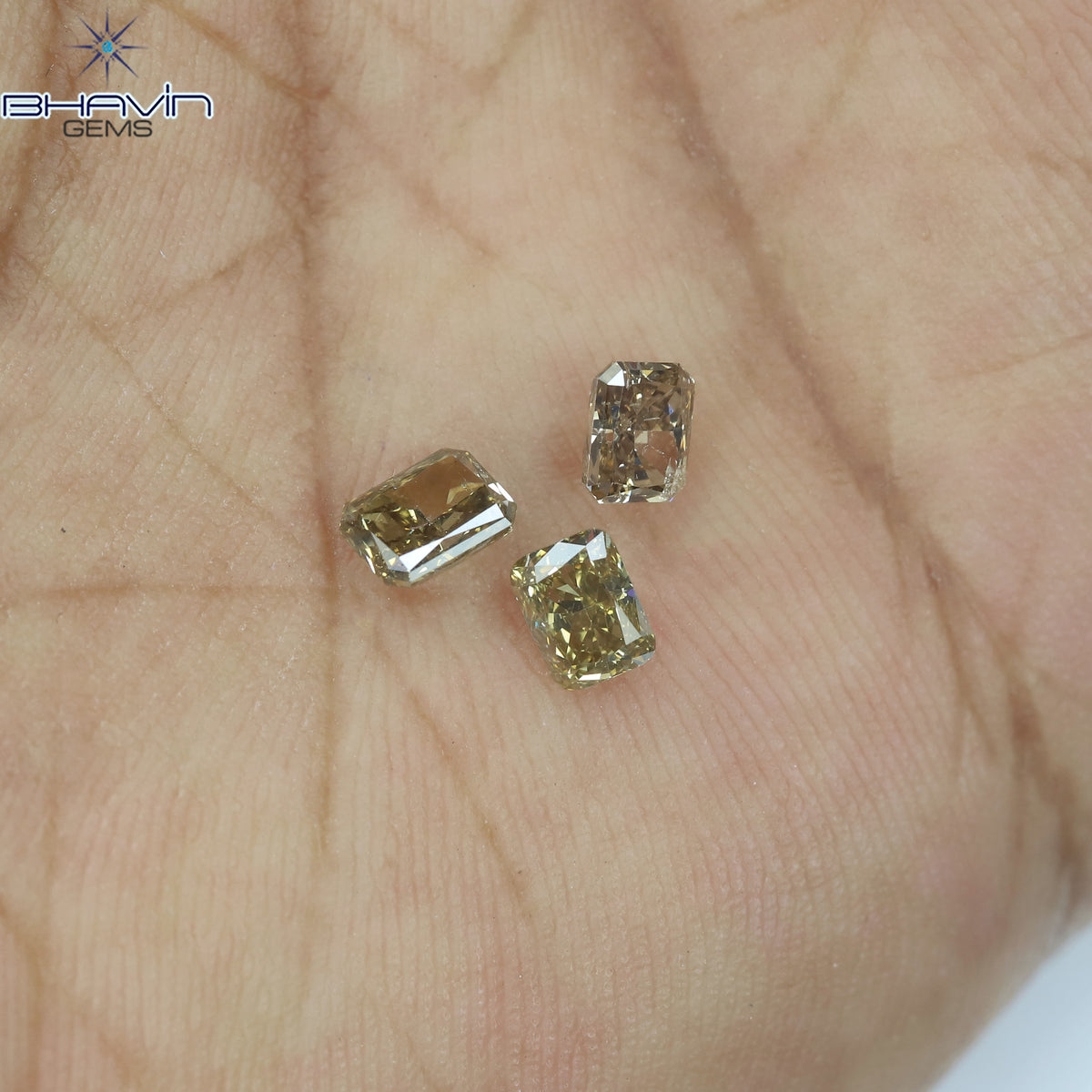 0.86 CT/3 Pcs Natural Mix Diamond Brown Color Clarity SI (4.50 MM)
