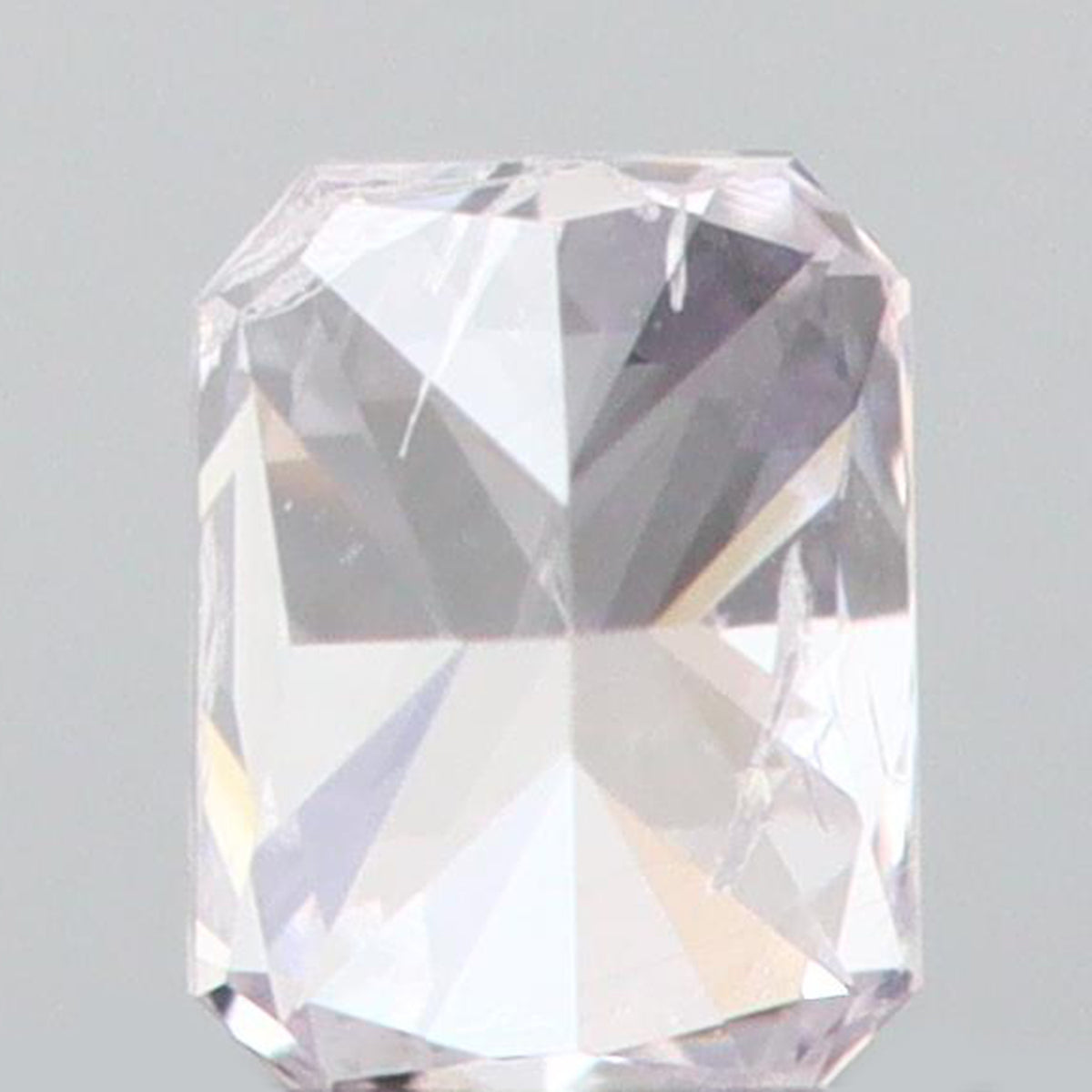 0.07 CT Natural Radiant Diamond Pink Color Clarity SI1 (2.61 MM)