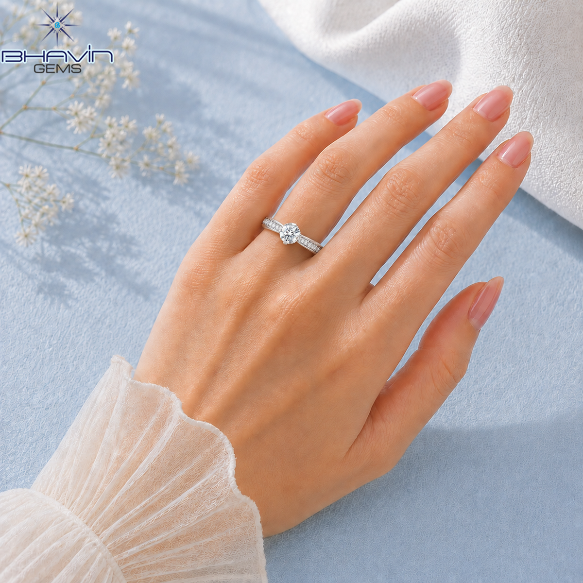 Elegant Round Cut Diamond Solitaire Ring with Twisted Split Shank Setting