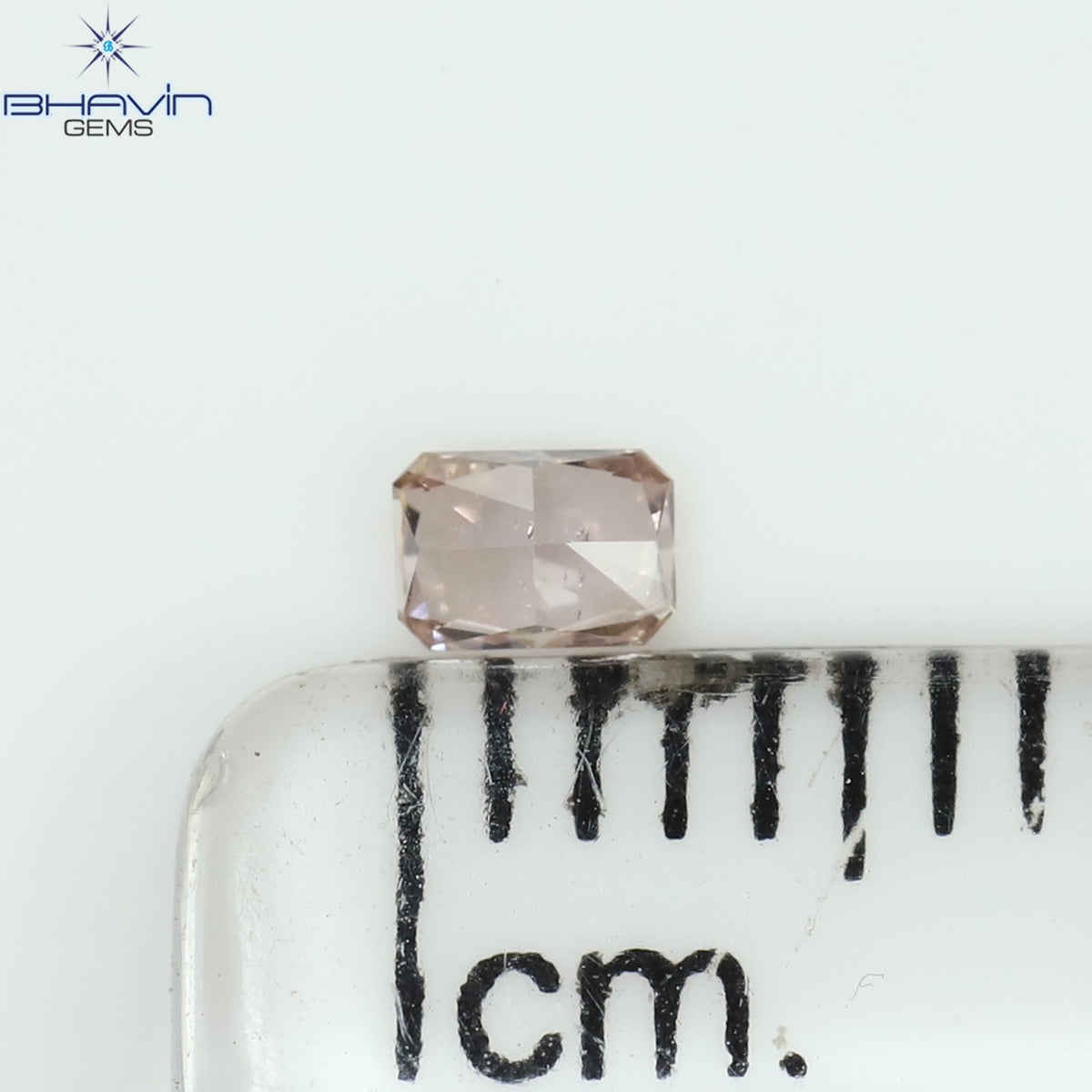 0.09 CT Radiant Shape Natural Diamond Pink Color SI1 Clarity (3.17 MM)