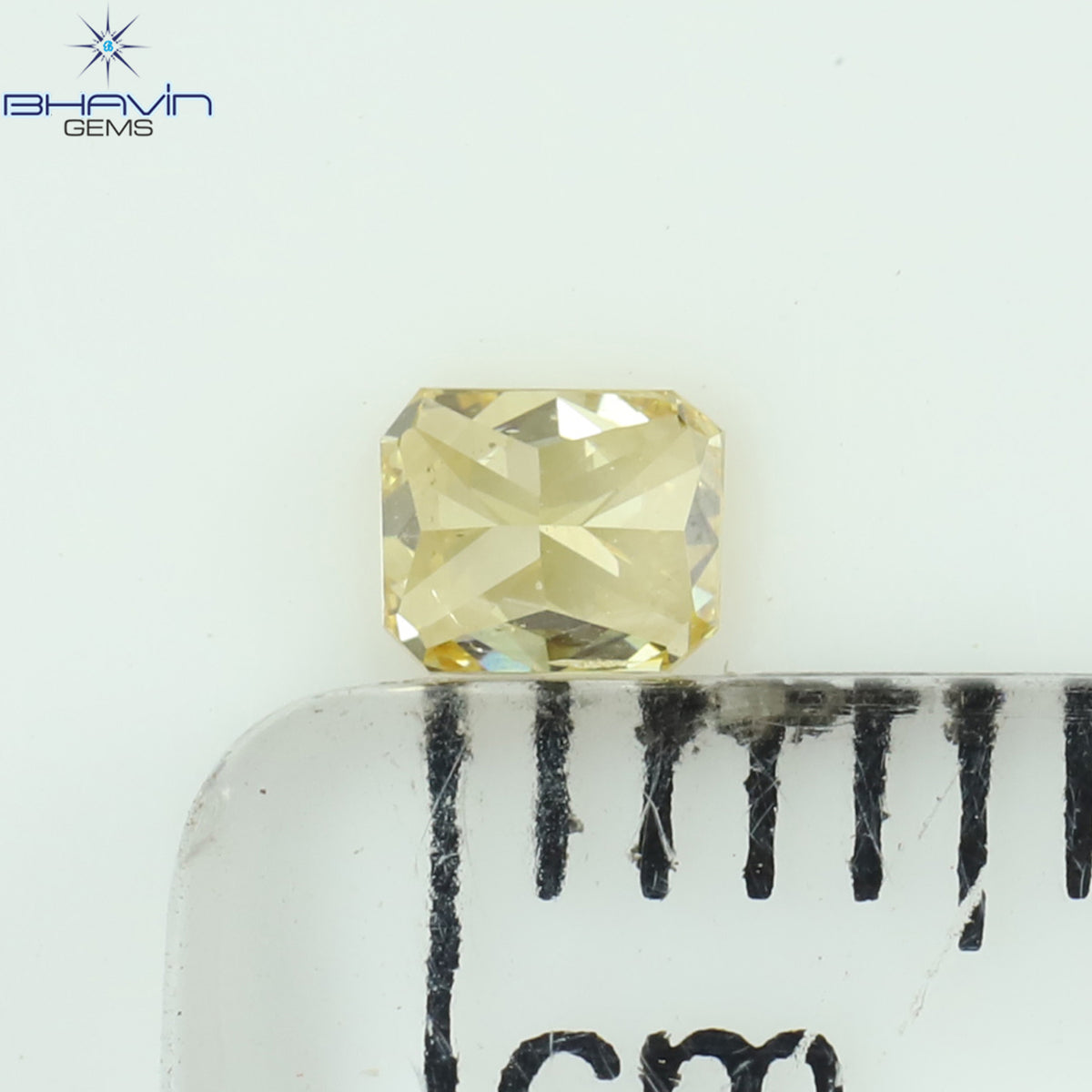 0.15 CT ラディアントシェイプ 天然ダイヤモンド オレンジカラー VS2 クラリティ (3.28 MM)