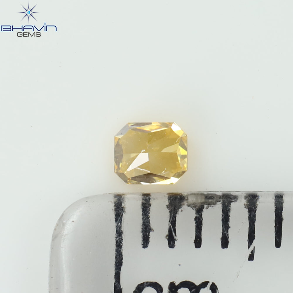 0.11 CT Radiant Shape Natural Diamond Orange Color VS2 Clarity (2.76 MM)