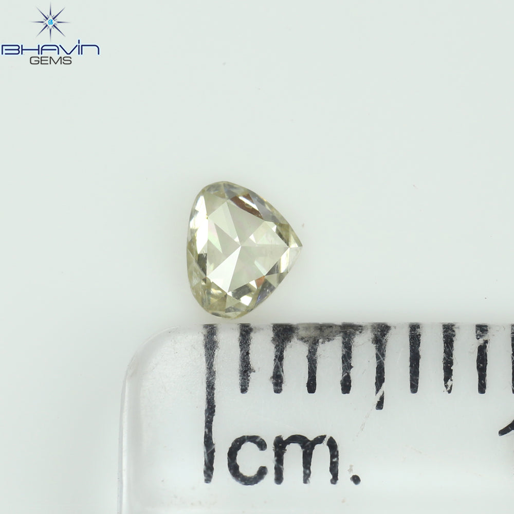 0.18 CT Heart Shape Natural Diamond Green Yellow Color SI1 Clarity (4.10 MM)