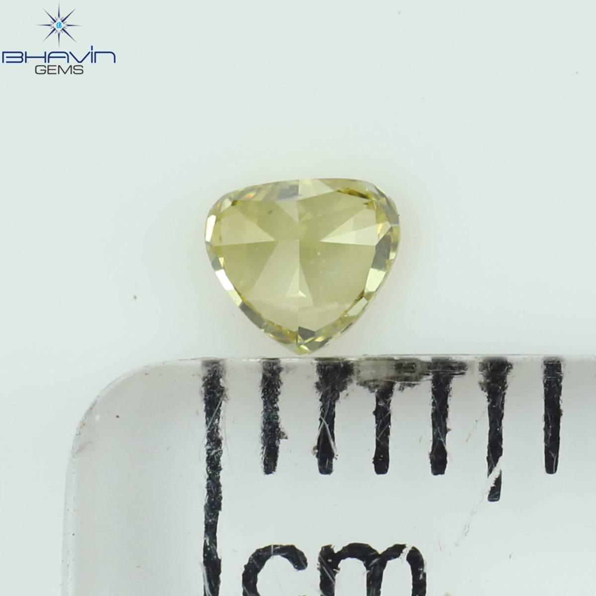 0.15 CT Natural Heart Diamond Green (Chameleon) Color Clarity VS1 (3.53 MM)