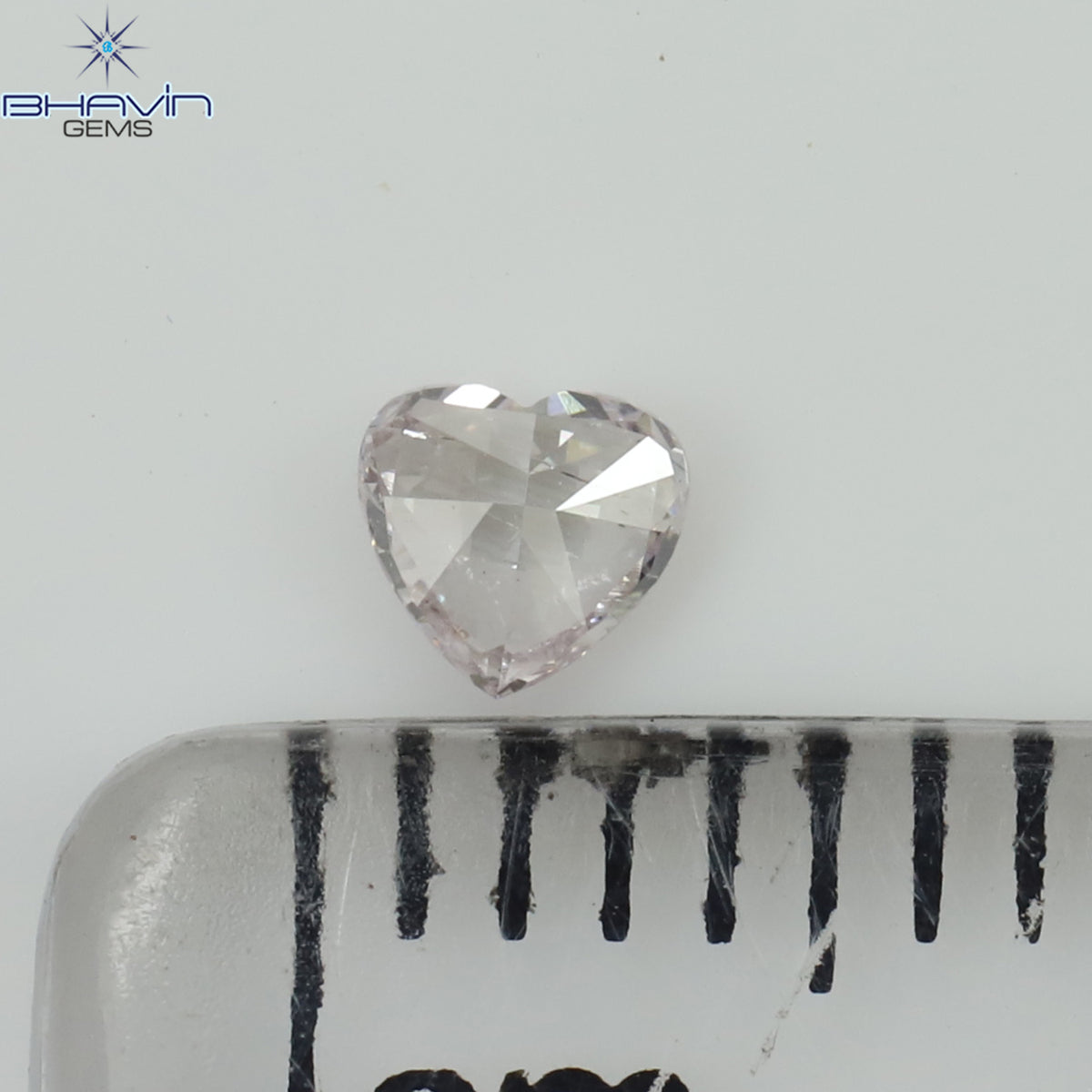 0.05 CT クッションシェイプ 天然ダイヤモンド ピンク色 I1 クラリティ (2.11 MM)