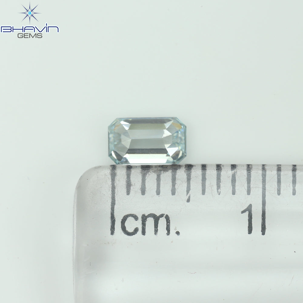 0.38 CT エメラルド シェイプ ナチュラル ダイヤモンド グリーンがかったブルー カラー VS1 クラリティ (4.87 MM)