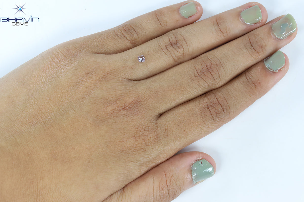 0.20 CT クッションシェイプ 天然ダイヤモンド ピンクカラー I1 クラリティ (3.14 MM)