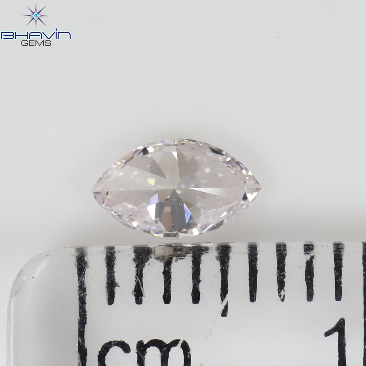 0.28 CT マーキスシェイプ 天然ルースダイヤモンド ピンクカラー VS1 クラリティ (6.03 MM)