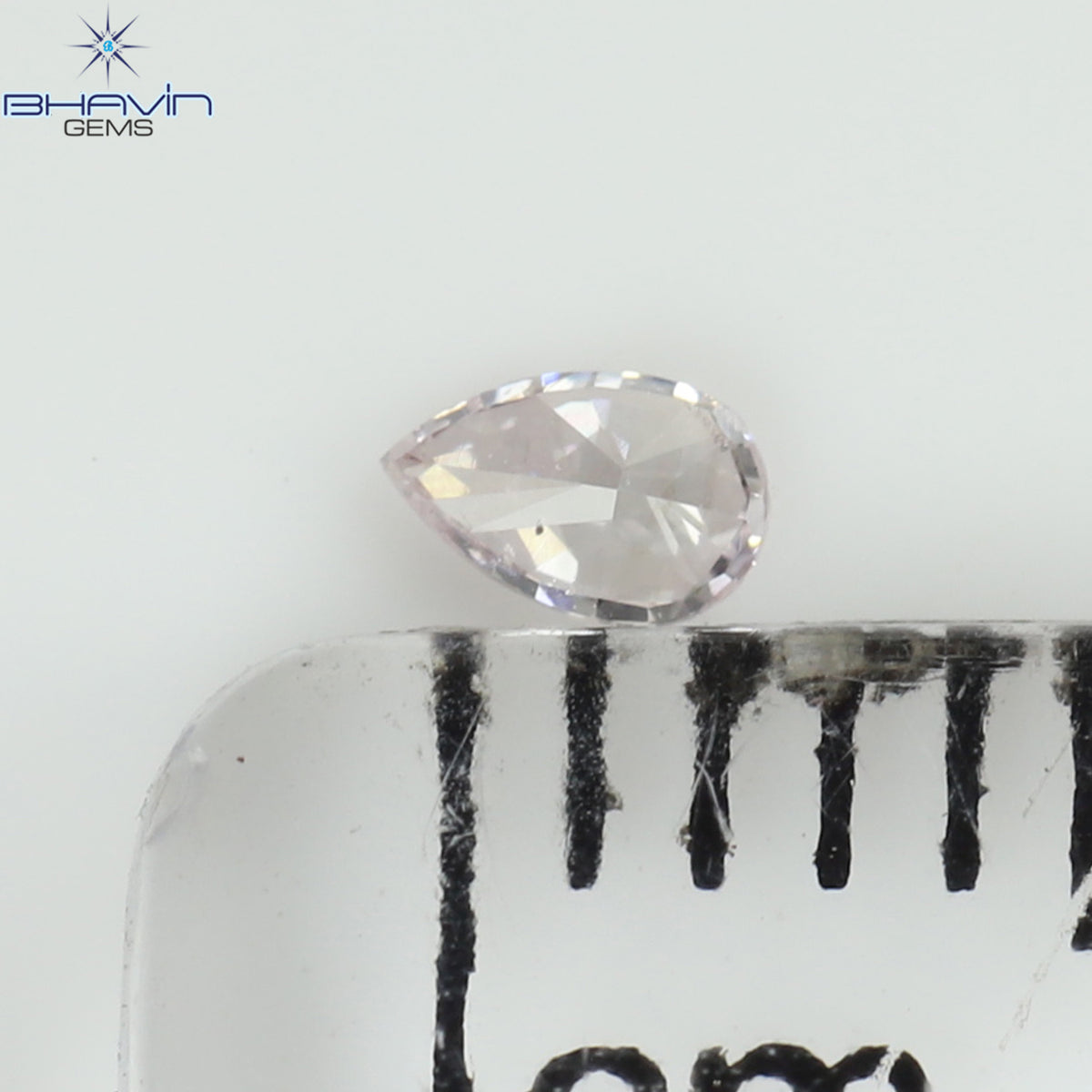 0.06 CT Pear Shape Natural Diamond Pink Color VS2 Clarity (3.12 MM)