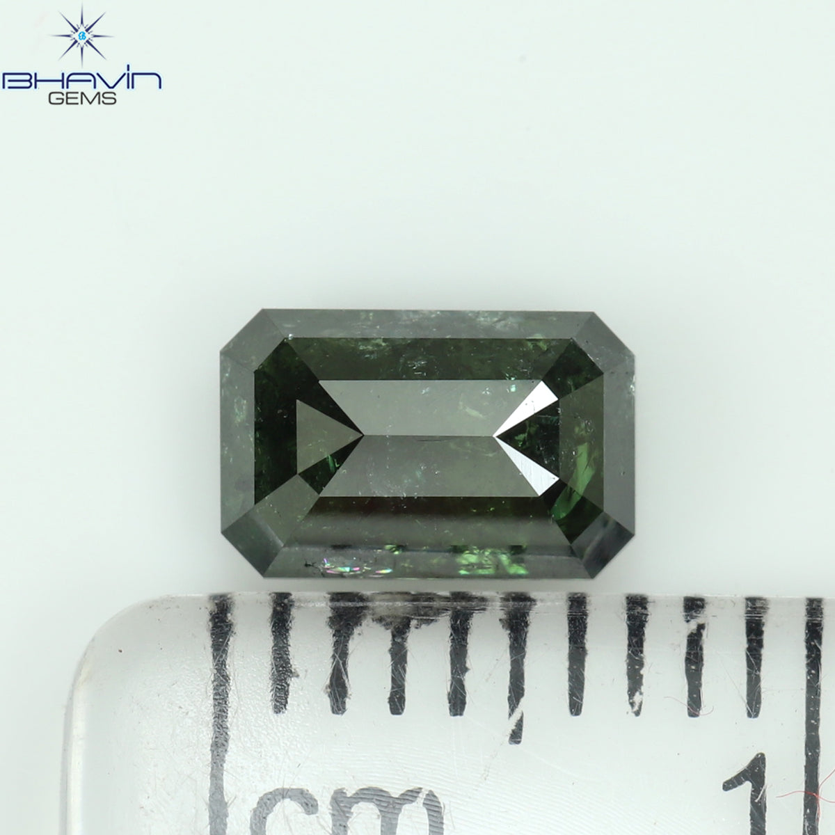 1.11 CT エメラルドシェイプ 天然ダイヤモンド グリーンカラー I3 クラリティ (7.02 MM)