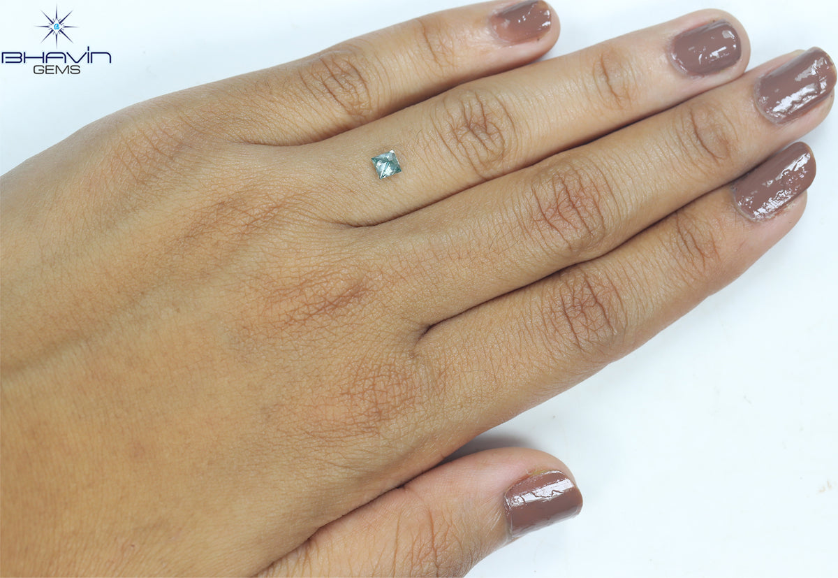 0.13 CT プリンセス シェイプ ナチュラル ダイヤモンド イエロー カラー SI1 クラリティ (2.71 MM )