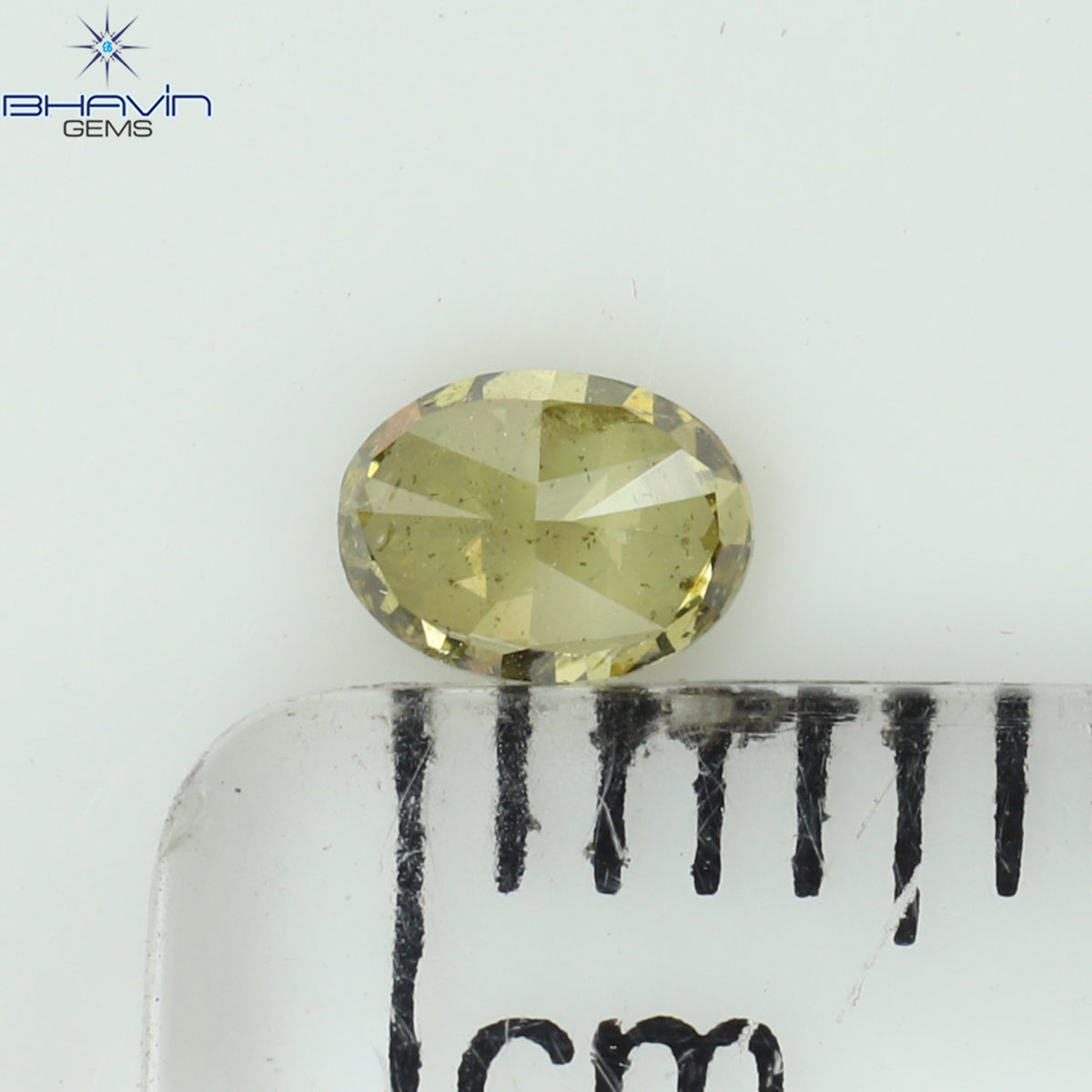 0.24 CT オーバルシェイプ 天然ダイヤモンド グリーン（カメレオン）カラー SI1 クラリティ（4.20 MM）