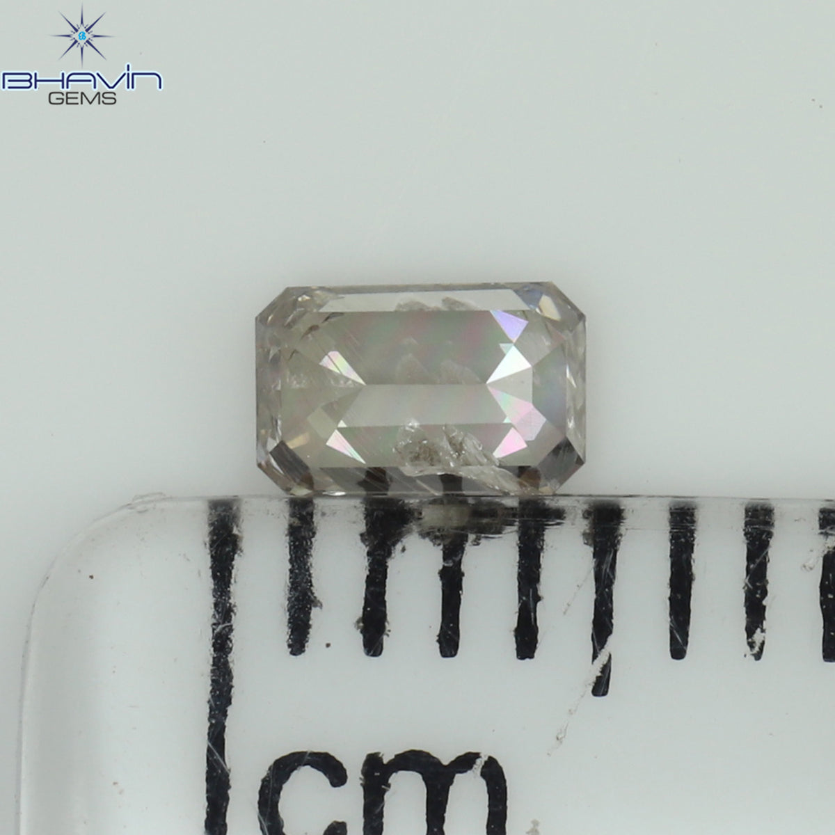 0.43 CT エメラルド シェイプ ナチュラル ダイヤモンド グレー色 SI1 クラリティ (5.22 MM)