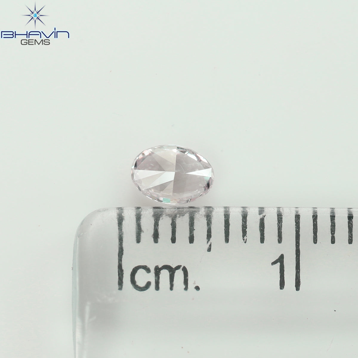 0.06 CT オーバル シェイプ ナチュラル ダイヤモンド ホワイト カラー VS2 クラリティ (3.15 MM)
