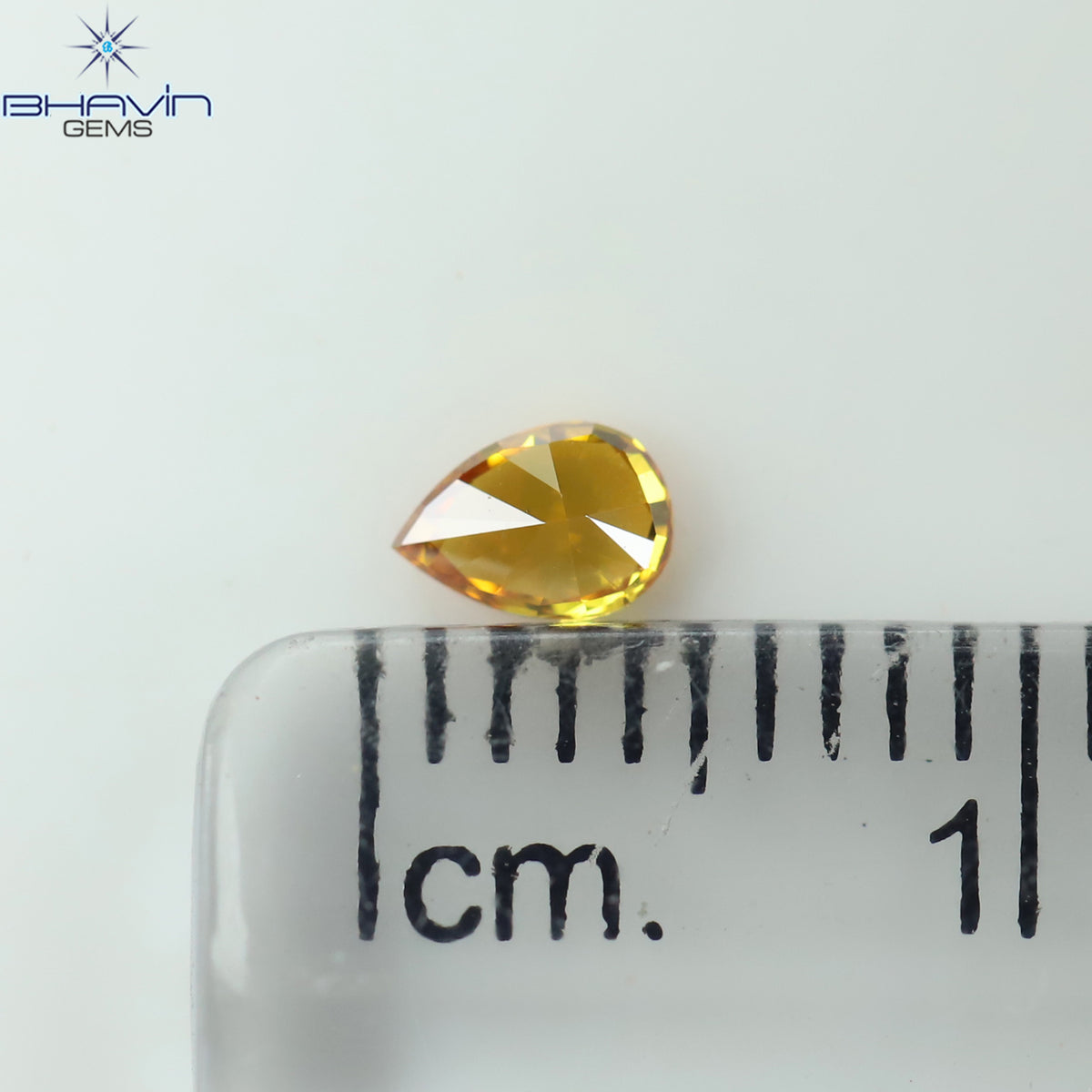 0.16 CT ペアシェイプ 天然ダイヤモンド オレンジカラー VS1 クラリティ (4.31 MM)