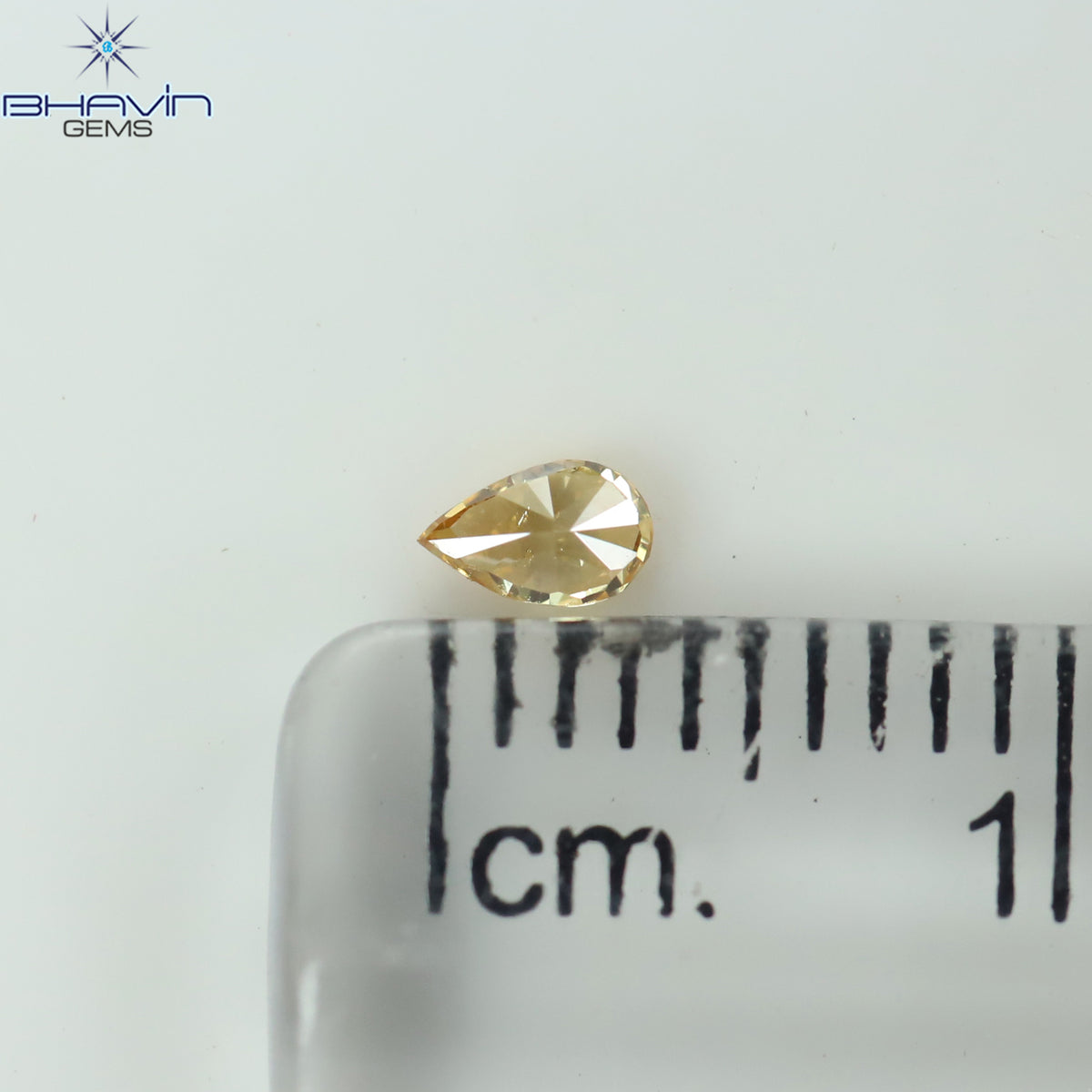 0.10 CT ペアシェイプ 天然ダイヤモンド オレンジカラー SI1 クラリティ (3.80 MM)