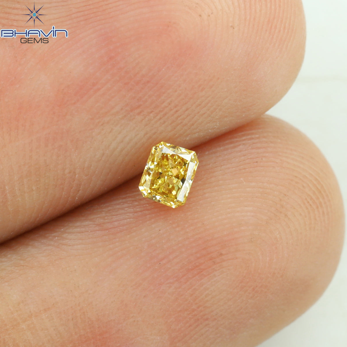 0.15 CT ラディアントシェイプ 天然ダイヤモンド オレンジカラー VS2 クラリティ (3.28 MM)