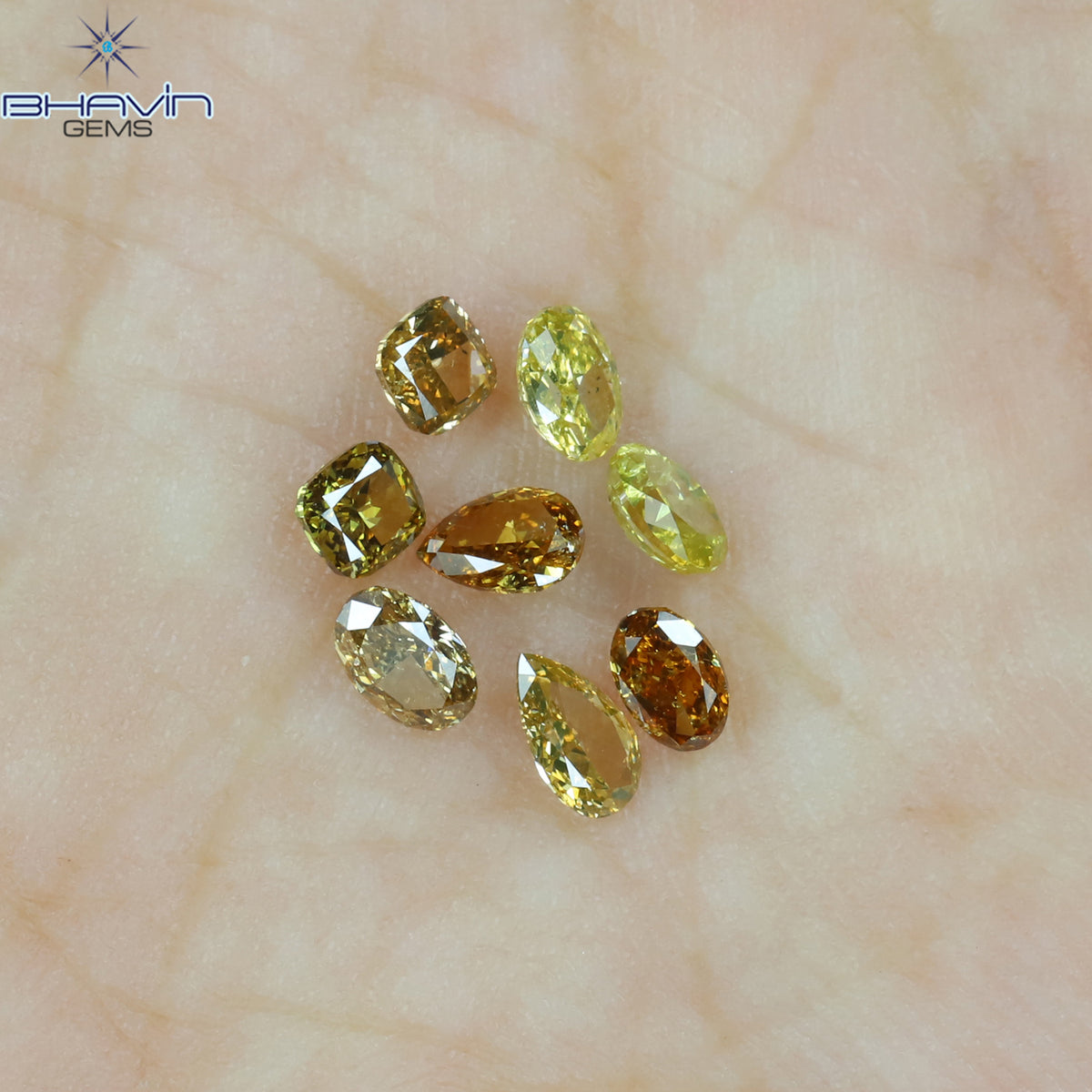 0.34 CT ハートシェイプ ナチュラル ダイヤモンド オレンジ色 VS1 クラリティ (4.59 MM)