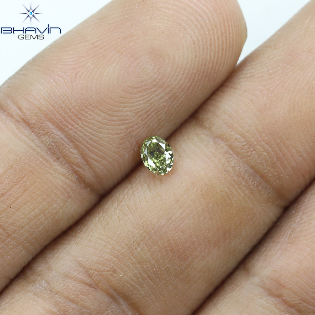 0.18 CT オーバルシェイプ 天然ダイヤモンド グリーン (カメレオン) カラー VS2 クラリティ (3.88 MM)