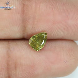 0.64 CT Pear Shape Natural Diamond Green Color I2 Clarity (6.48 MM)