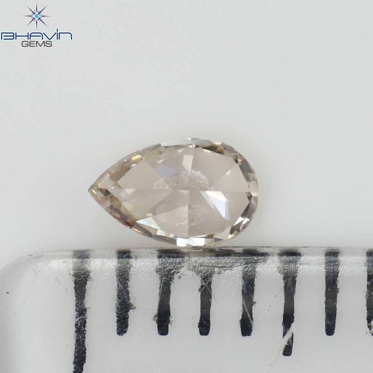 0.08 CT ペアシェイプ ナチュラル ダイヤモンド ピンク色 VS1 クラリティ (3.45 MM)