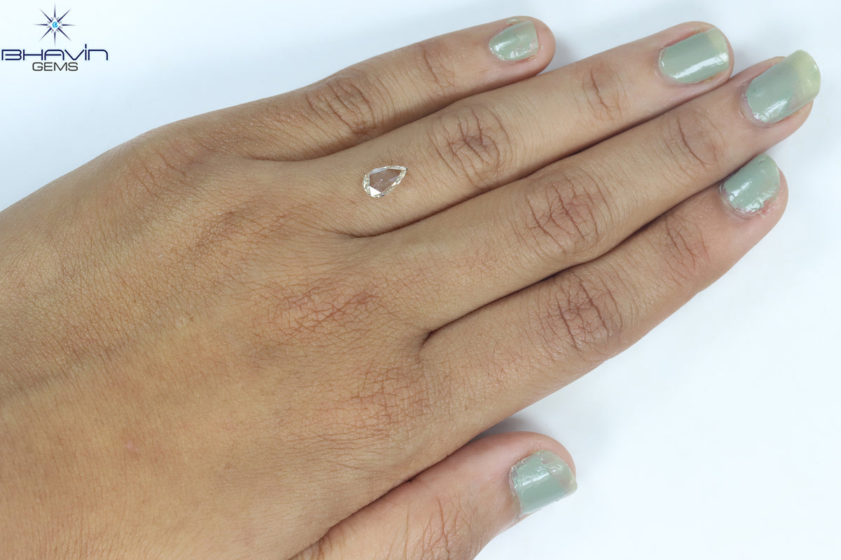 0.64 CT Natural Pear Diamond Light Yellow Color Clarity VVS1 (7.97 MM)
