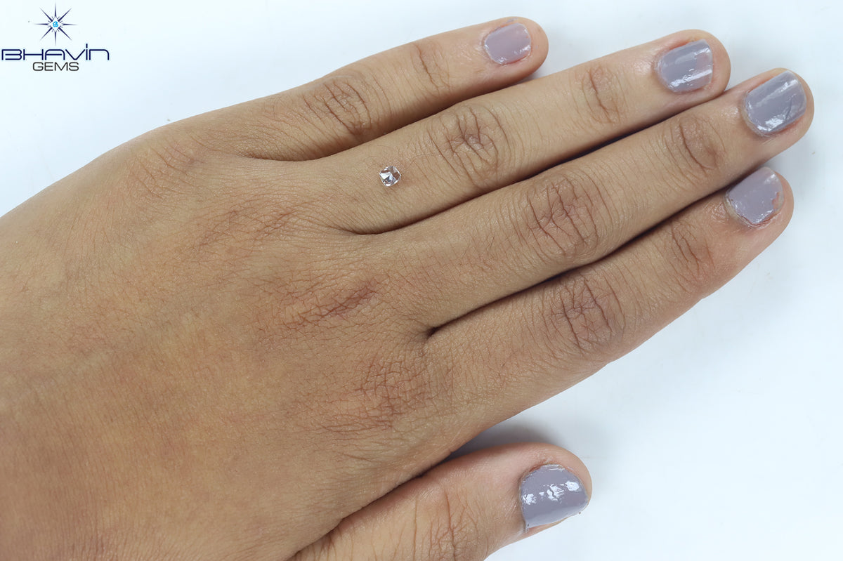 0.05 CT クッションシェイプ 天然ダイヤモンド ピンクカラー VS2 クラリティ (2.28 MM)