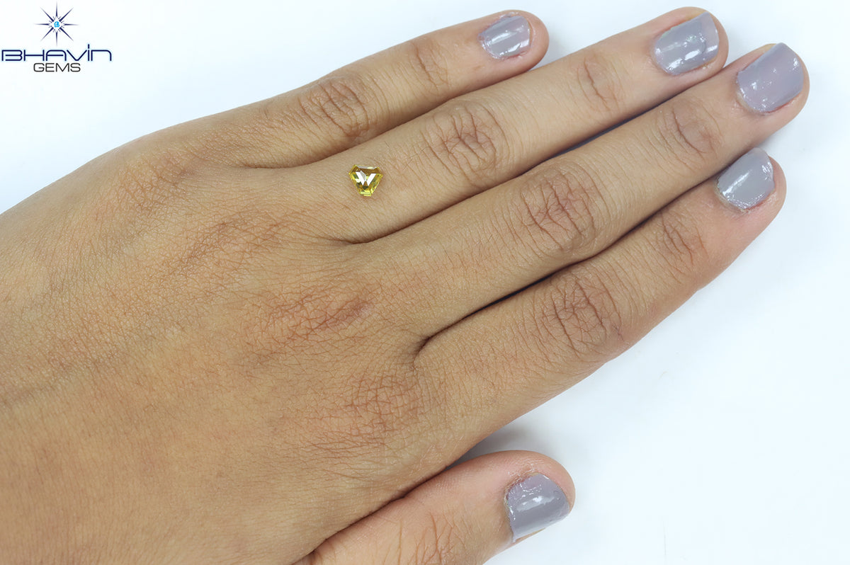 0.76 CT ペンタゴン ダイヤモンド 天然ダイヤモンド ブラウン ダイヤモンド クラリティ I1 (6.93 MM)