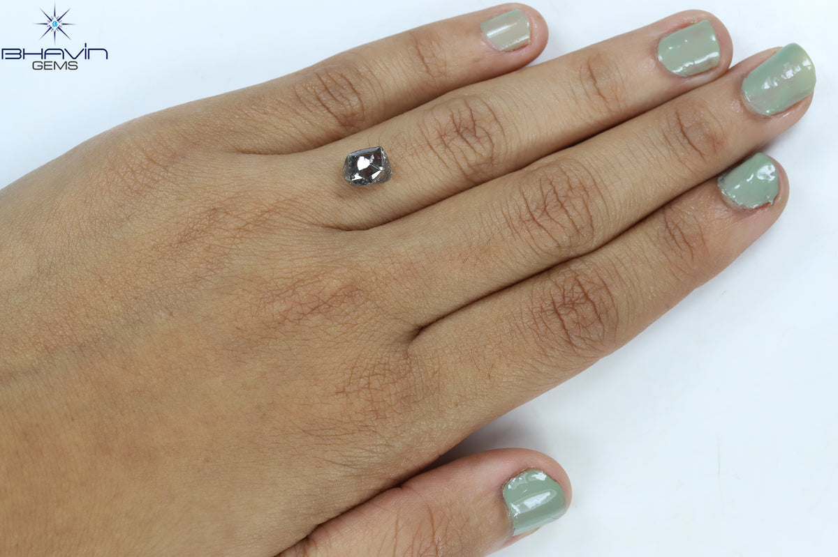 2.63 CT ラフシェイプ 天然ダイヤモンド ブラックグレー（ソルトアンドパッパー）カラー I3 クラリティ（7.68 MM）
