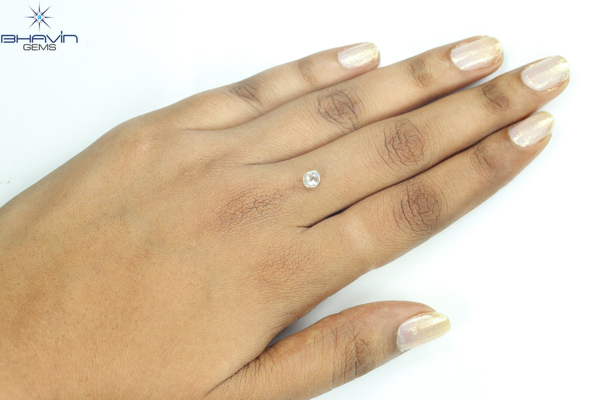 0.94 CT Natural Rough Diamond White Color Clarity VS (5.51 MM)