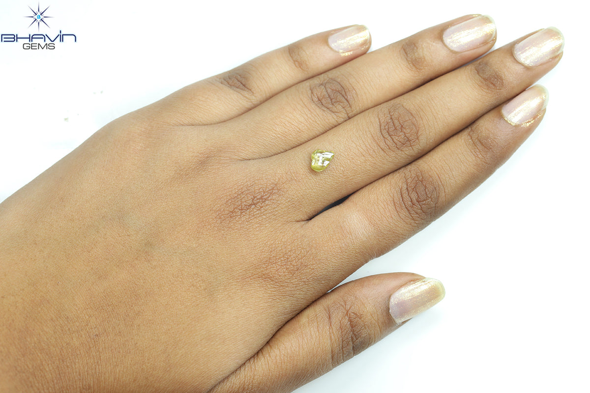 0.94 CT Natural Rough Diamond Enhanced Yellow Color Clarity VS (7.65 MM)