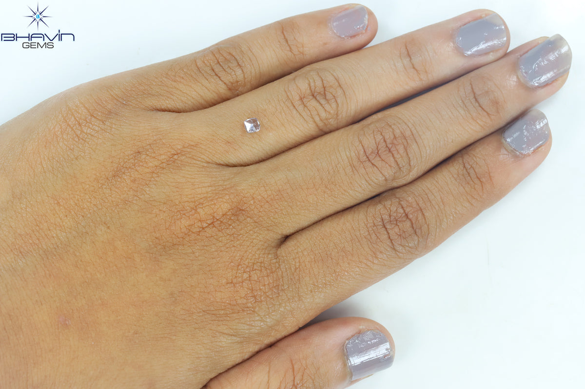 0.05 CT クッションシェイプ 天然ダイヤモンド ピンク色 I1 クラリティ (2.11 MM)