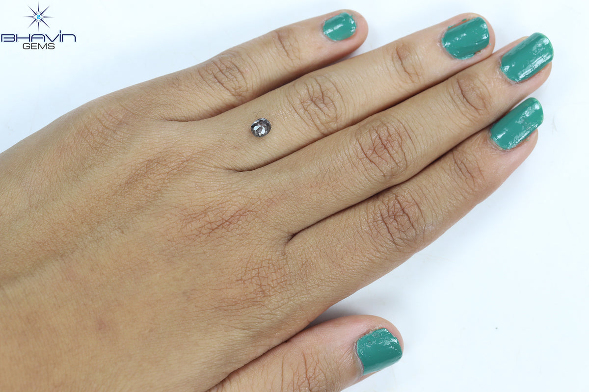0.36 CT オーバルシェイプ ナチュラル ダイヤモンド ソルト アンド パッパー カラー I3 クラリティ (4.66 MM)