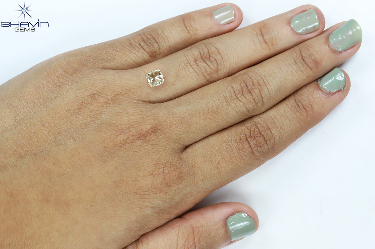 GIA認定 1.00 CT クッションダイヤモンド Y～Zカラー 天然ダイヤモンド SI2 クラリティ (5.37 MM)