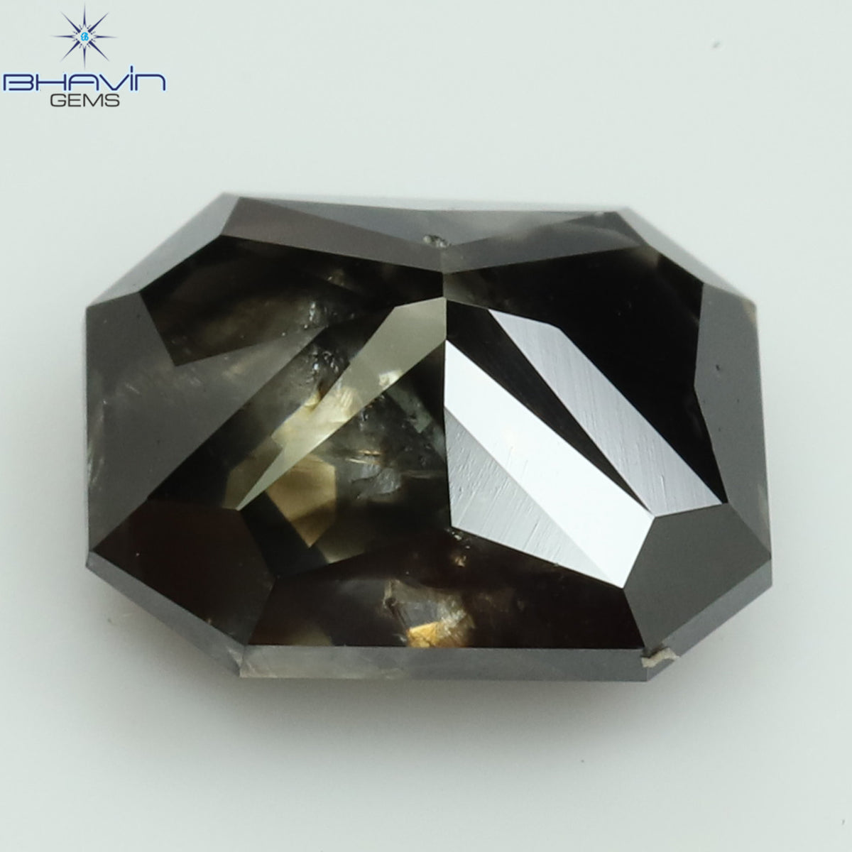 4.72 CT、ヘキサゴン ダイヤモンド、ソルト アンド ペッパー カラー、クラリティ I3