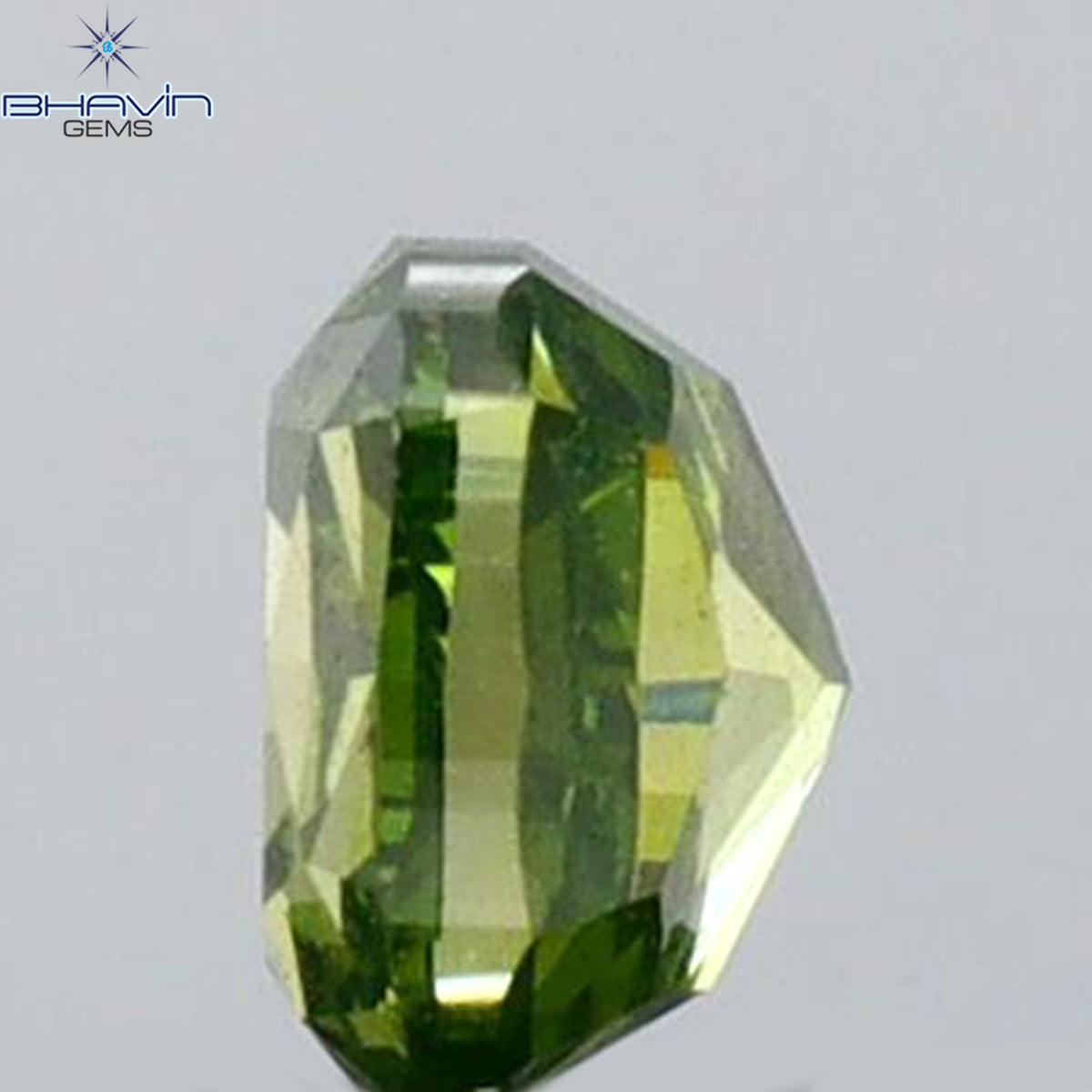 0.22 CT クッションシェイプ 天然ダイヤモンド グリーンカラー VS1 クラリティ (3.38 MM)