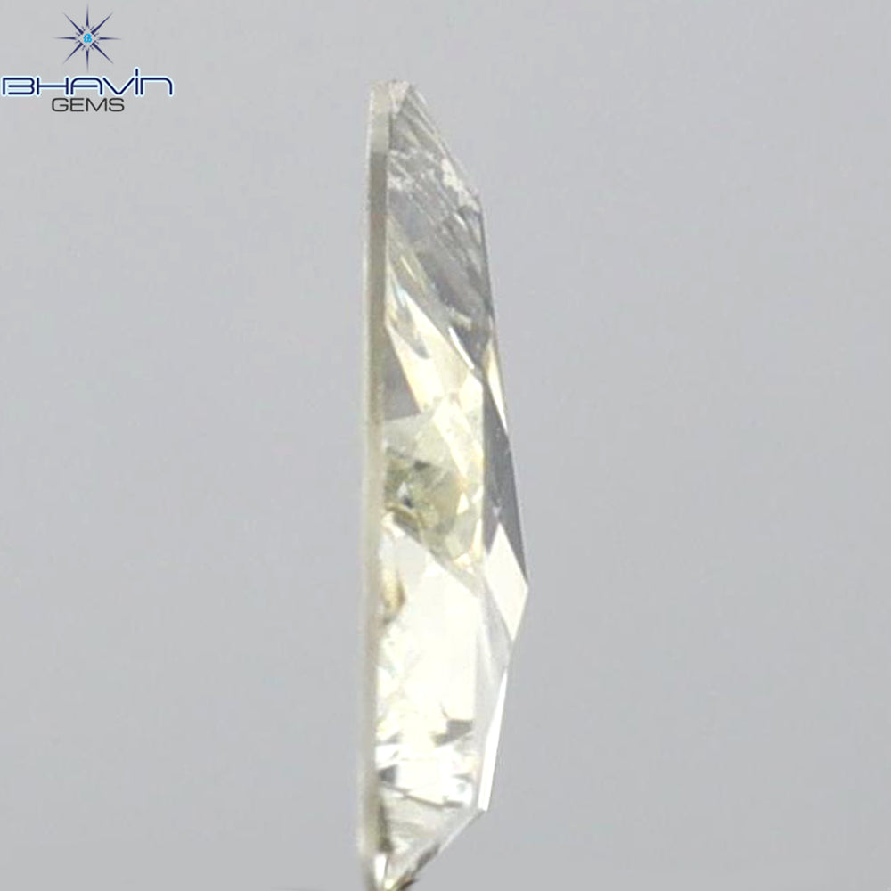 0.12 CT トライアングル シェイプ ナチュラル ダイヤモンド グリーン カラー SI2 クラリティ (3.44 MM)