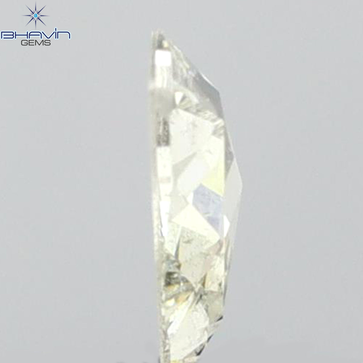 0.35 CT Natural Triangle Diamond White Color Clarity SI1 (6.05 MM)