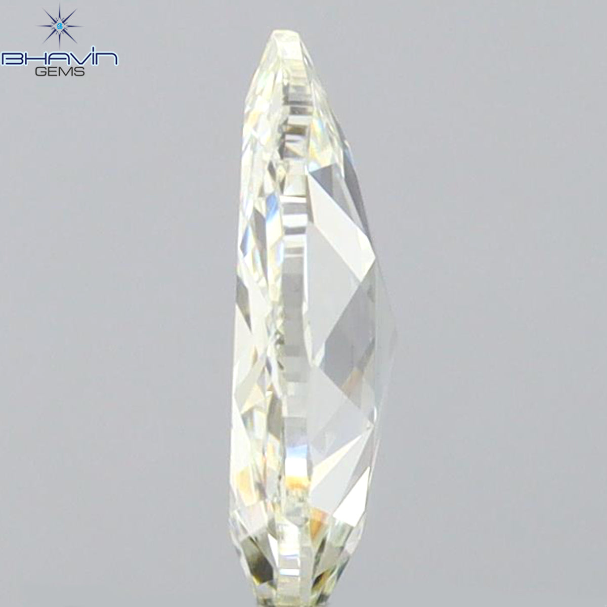 0.30 CT オーバル シェイプ ナチュラル ダイヤモンド ピンク カラー VS2 クラリティ (5.09 MM)