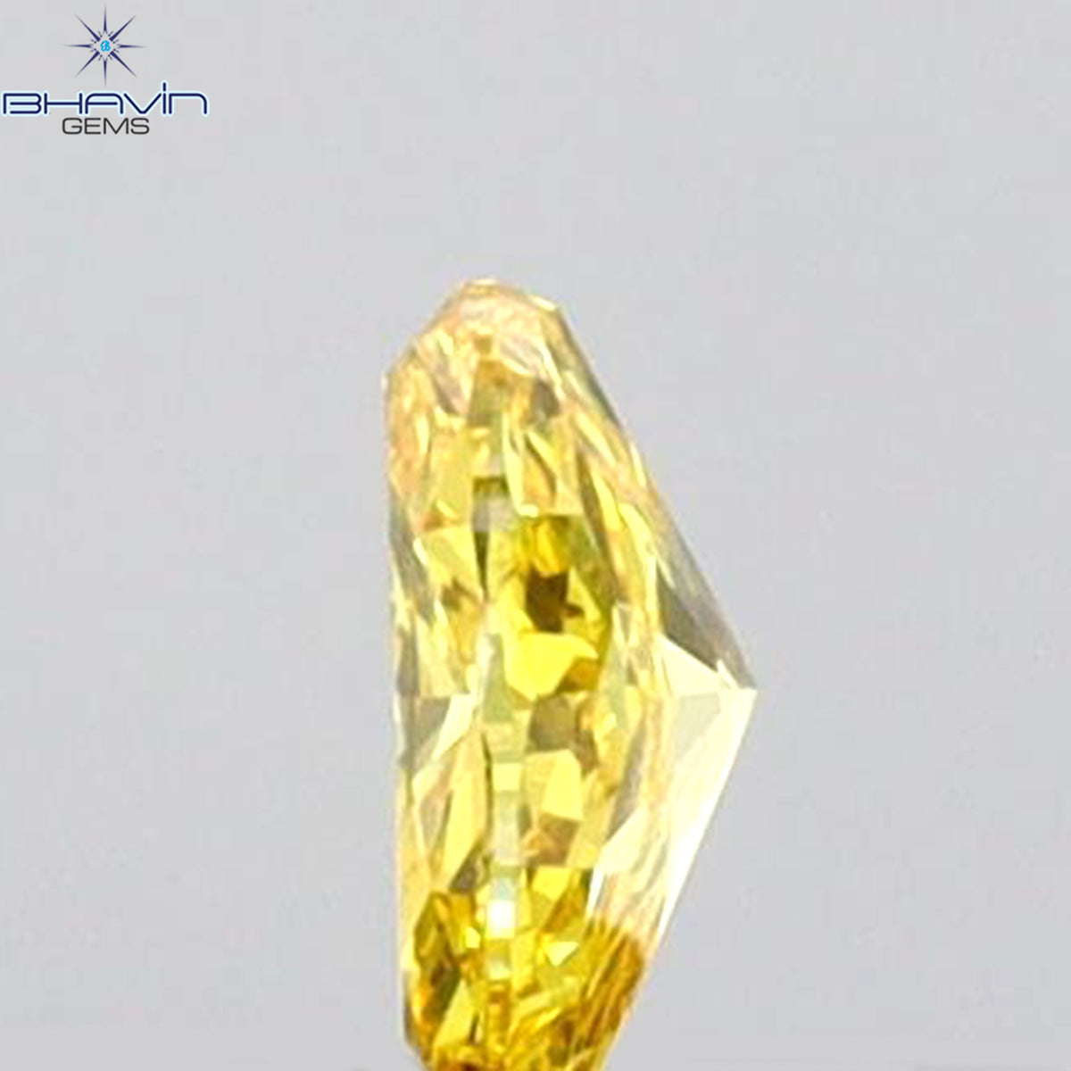 0.12 CT オーバルシェイプ 天然ダイヤモンド イエローオレンジカラー VS1 クラリティ (3.84 MM)