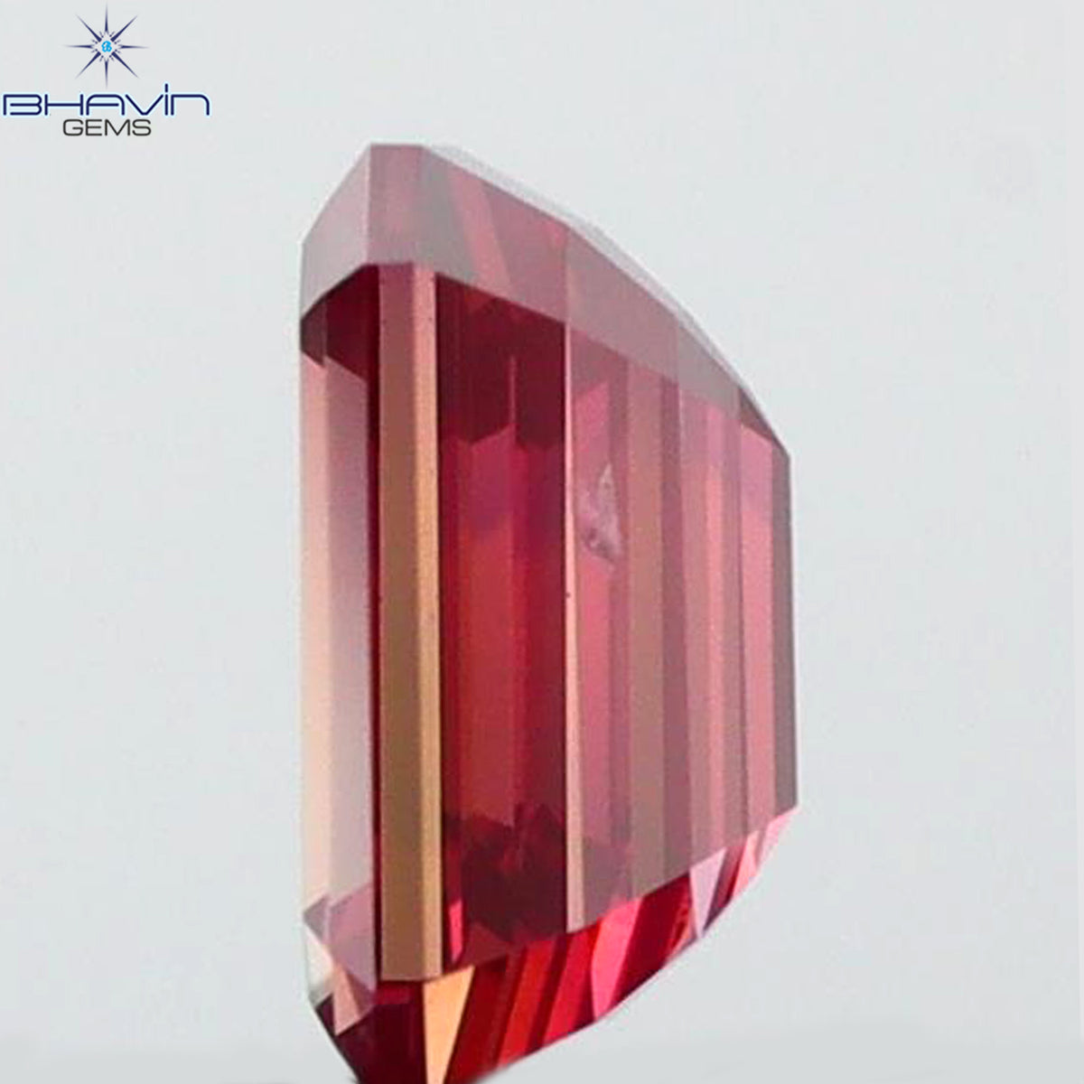0.39 CT エメラルドシェイプ 天然ダイヤモンド ピンクカラー VS1 クラリティ (4.88 MM)