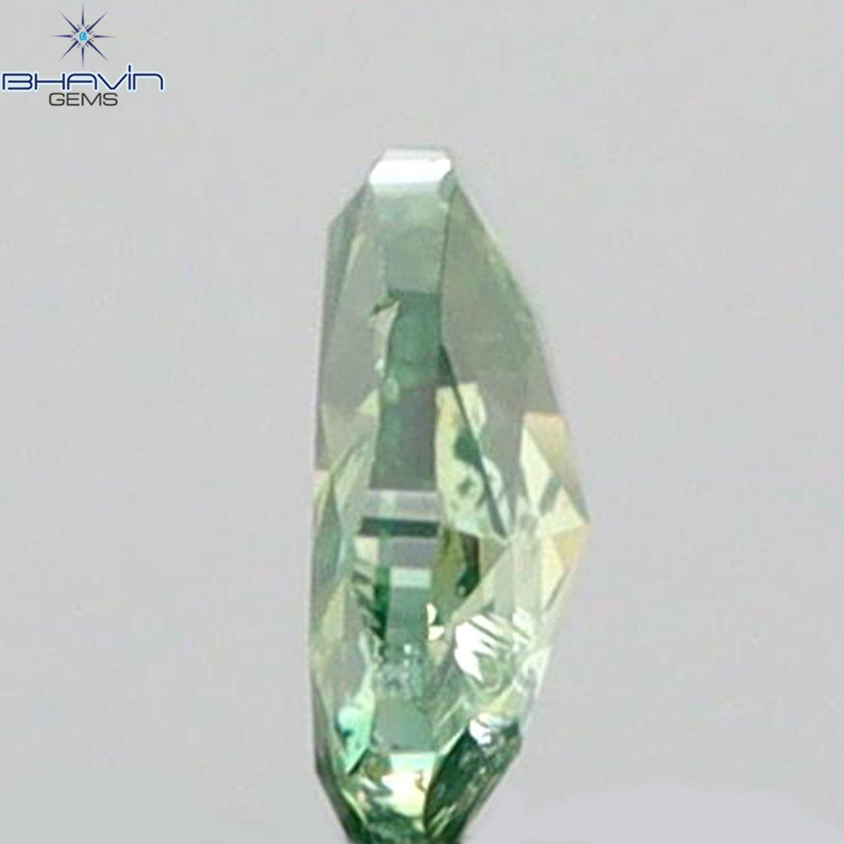 0.18 CT ハート シェイプ ナチュラル ダイヤモンド グリーン カラー VS2 クラリティ (3.66 MM)