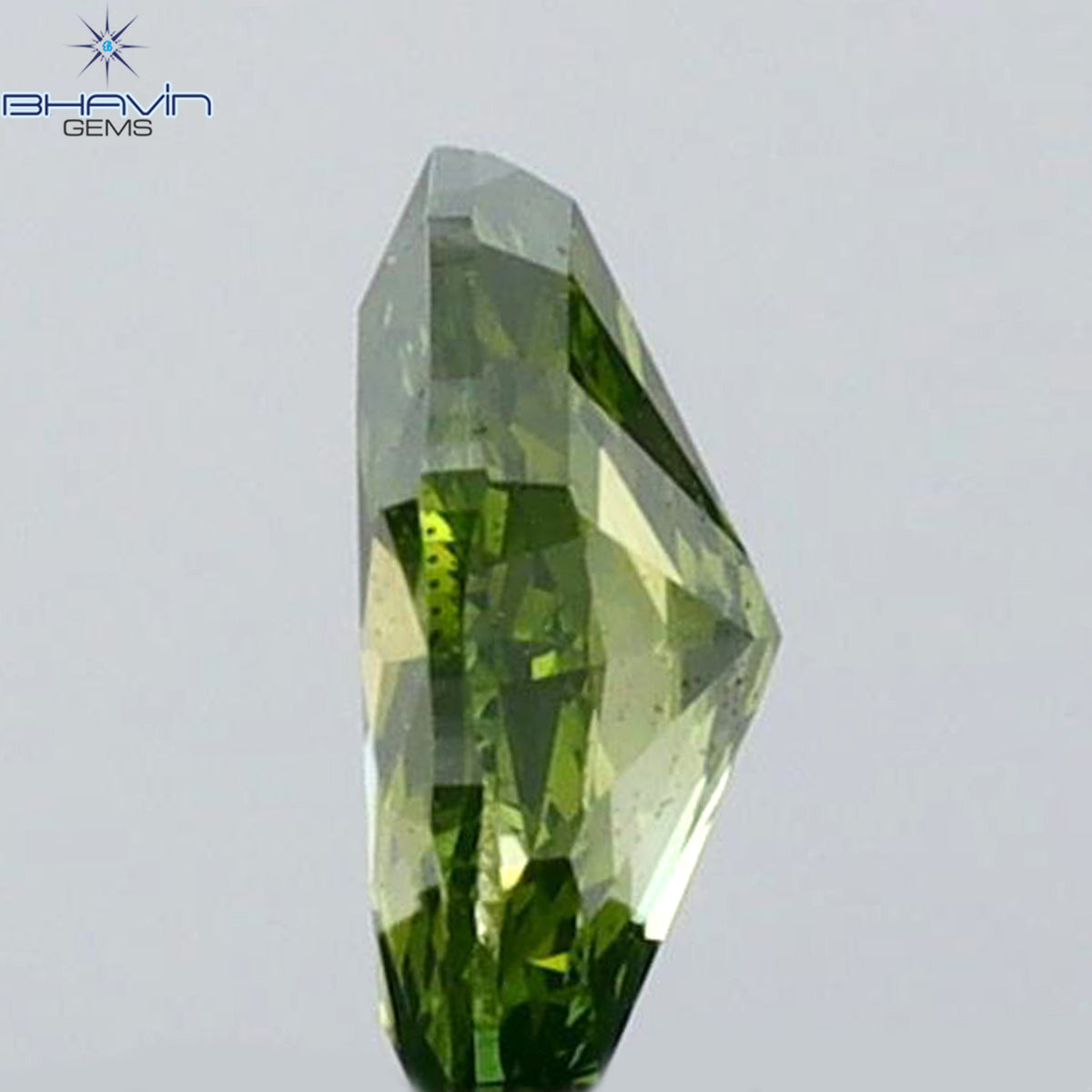 0.19 CT マーキスシェイプ 天然ダイヤモンド グリーンカラー VS1 クラリティ (5.04 MM)
