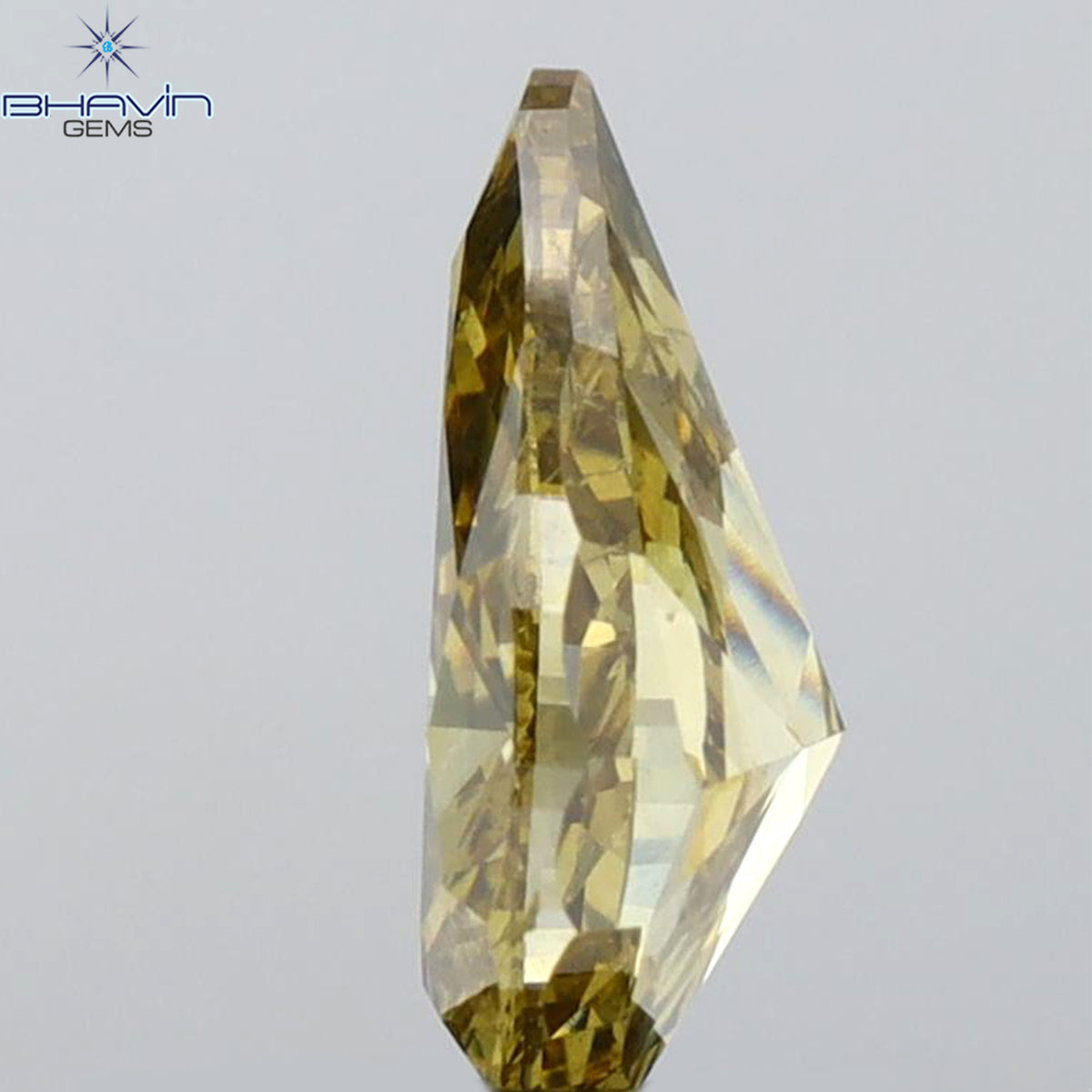 0.19 CT ラディアント シェイプ ナチュラル ダイヤモンド イエロー カラー VS1 クラリティ (3.95 MM)
