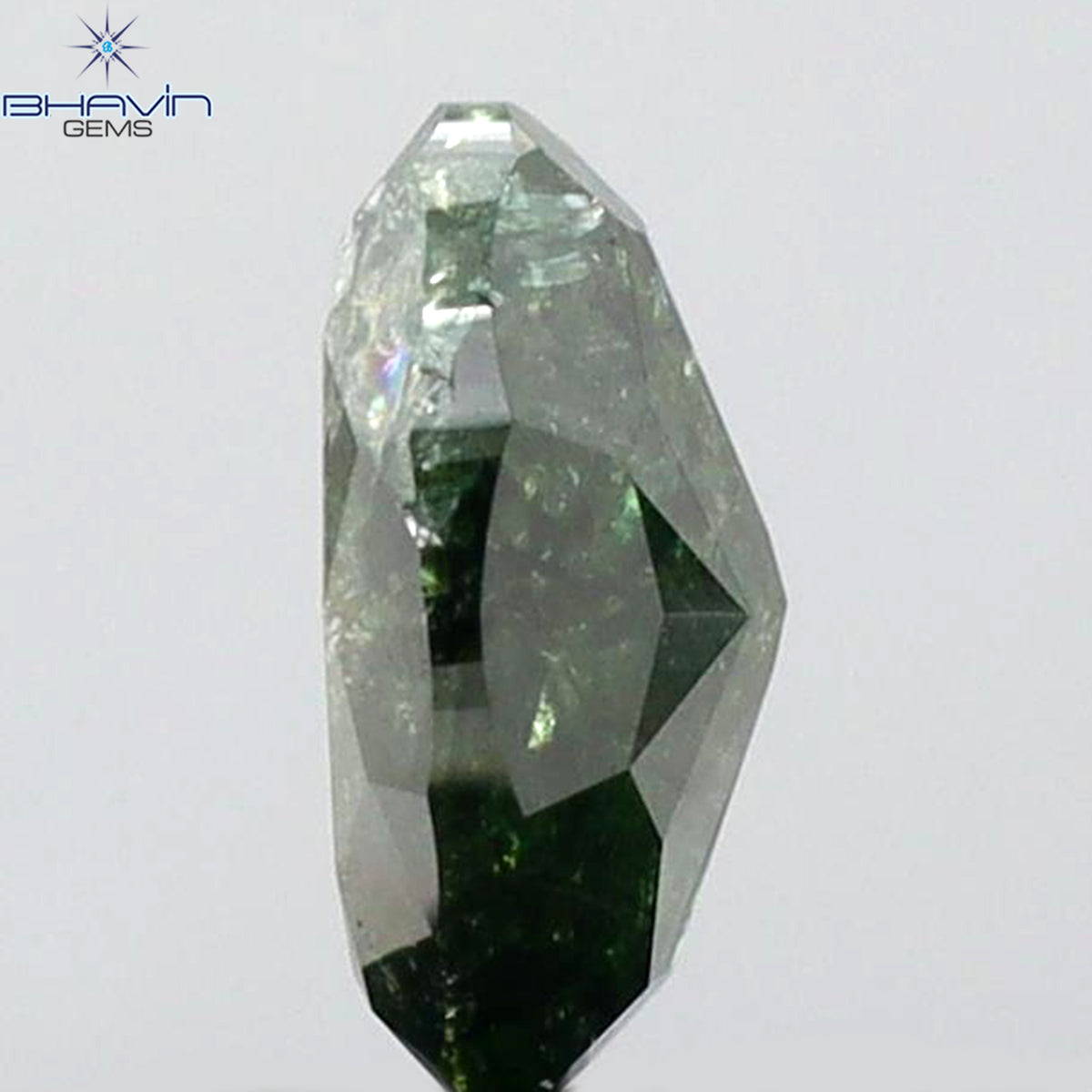 0.72 CT オーバルシェイプ 天然ダイヤモンド グリーンカラー I3 クラリティ (6.48 MM)