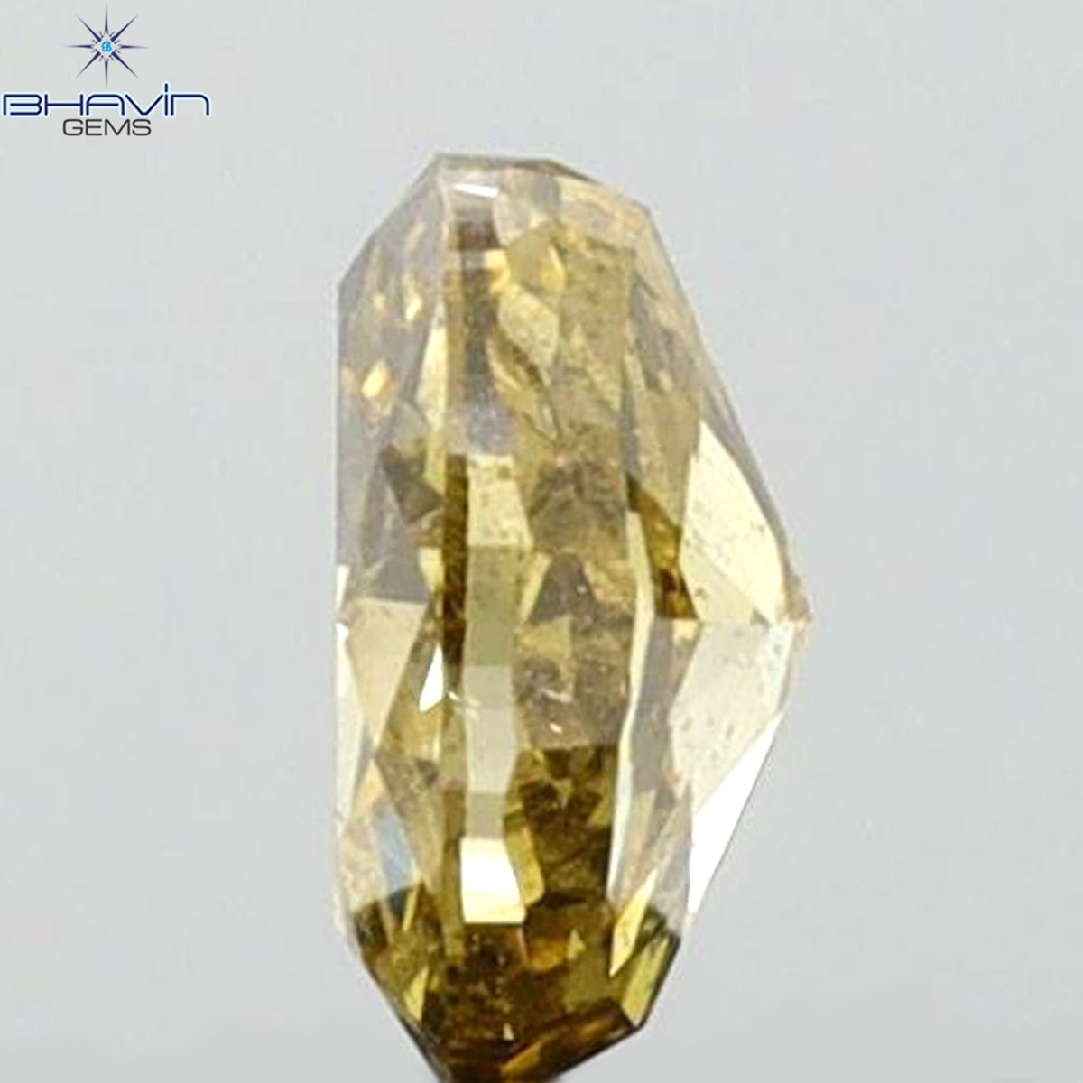 0.24 CT オーバルシェイプ 天然ダイヤモンド グリーン（カメレオン）カラー SI1 クラリティ（4.20 MM）