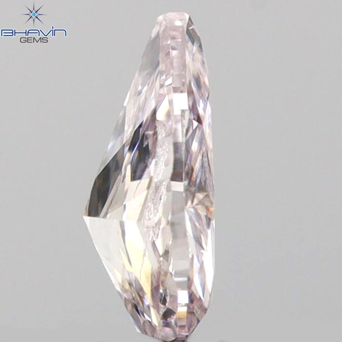 0.17 CT ペアシェイプ 天然ダイヤモンド ピンクカラー SI1 クラリティ (4.30 MM)